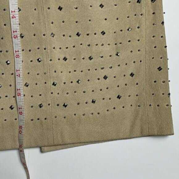 White House Black Market Tan Leather Mini Pencil Skirt SZ 2 Studs Indie Festival - Picture 7 of 8